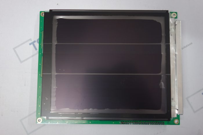 LCD-Bildschirm mit schwarzem Display auf einer grünen Leiterplatte.